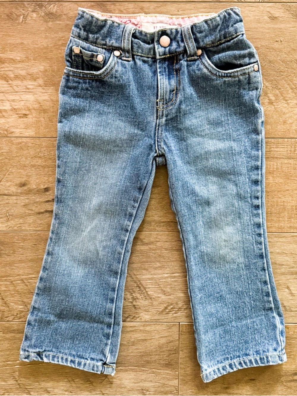 Levi’s Toddler Girl Jeans 3T Light Wash Denim Bootcut GUC